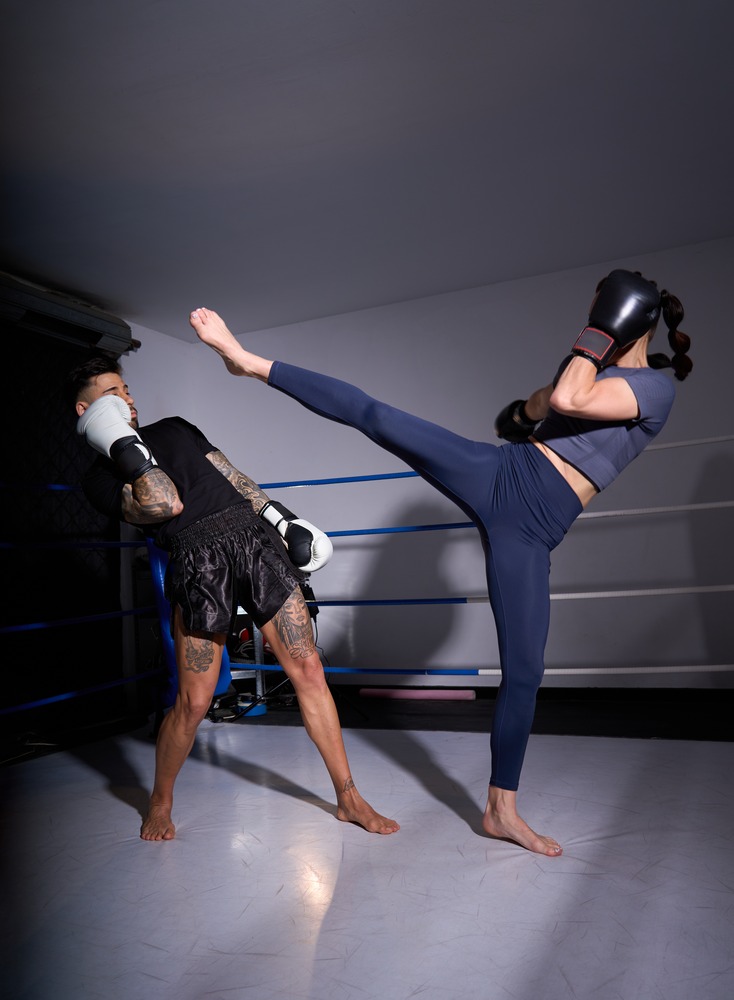 Zasady bezpiecznego sparingu (Hard Sparring vs. Technical Sparring) – jak sparować, żeby robić progres?