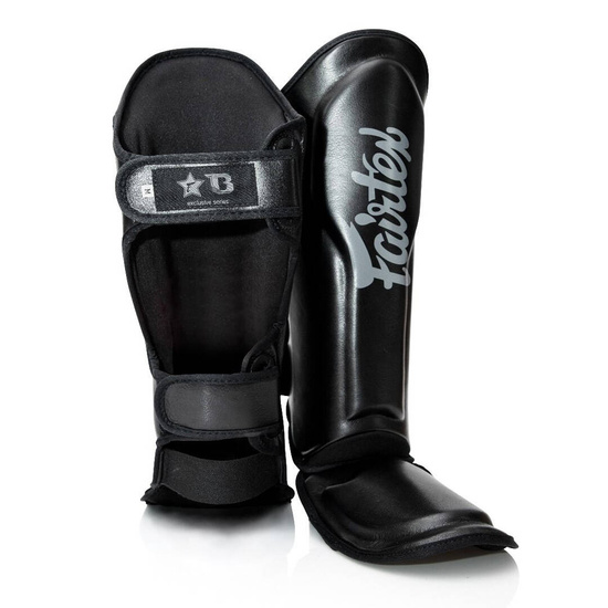 Ochraniacze na piszczele Fairtex x Booster Skintex FXB-SG Czarne