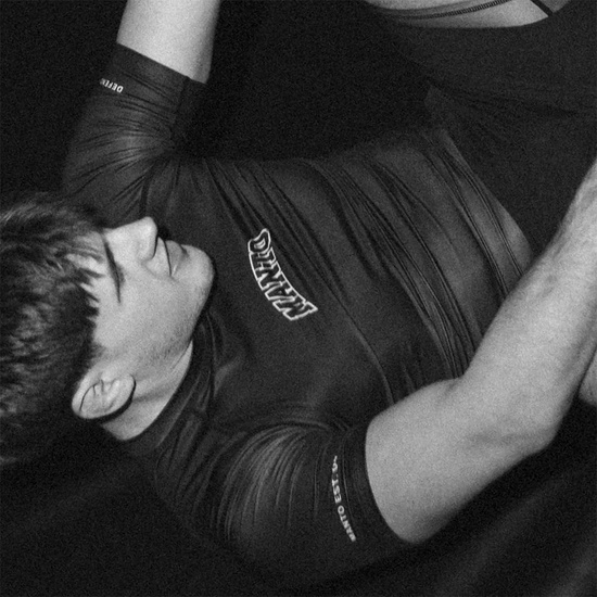 Rashguard z krótkim rękawem męski Manto Varsity Czarny